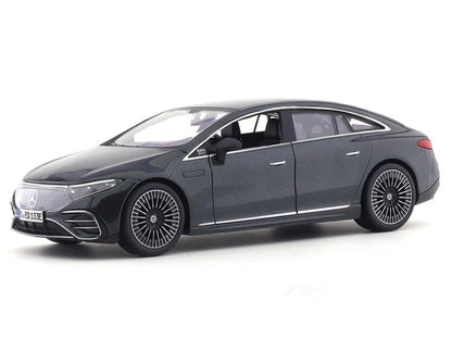 1/24 MERCEDES - EQ - MAISTO