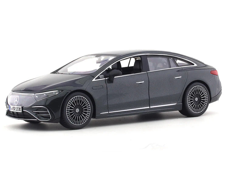 1/24 MERCEDES - EQ - MAISTO