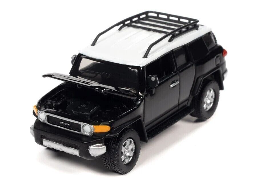 1/64 2007 TOYOTA FJ CRUISER -