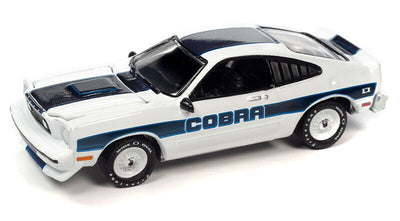 1/64 FORD MUSTANG COBRA II 1978 - COBRA MUERDE AL HOMBRE