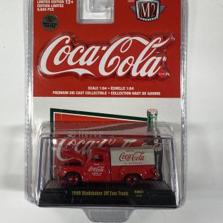 1:64 1949 Coca Cola Studebaker 2R Tow Truck "Chase Car Limited Edition"